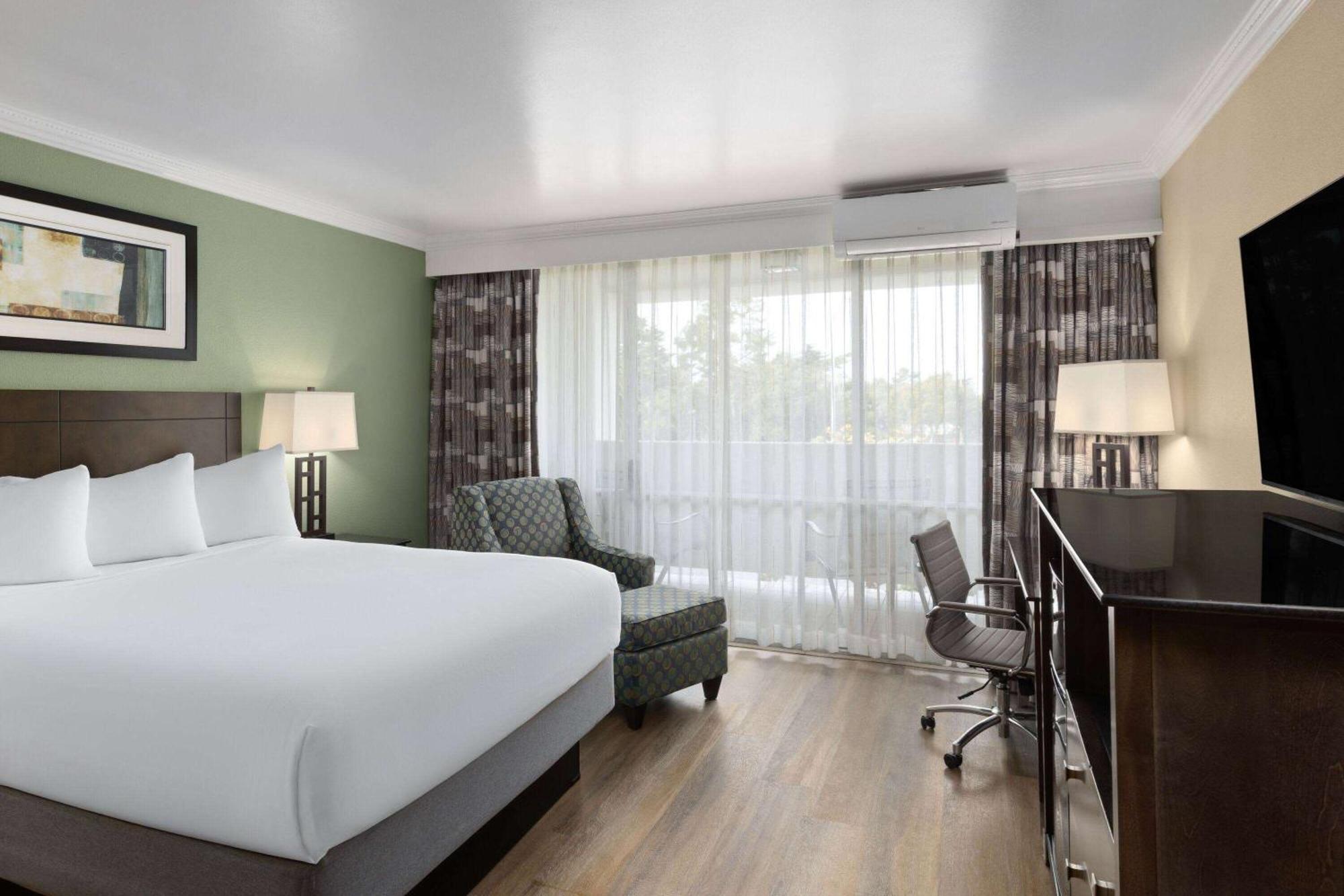Travelodge By Wyndham Monterey Bay Exteriér fotografie